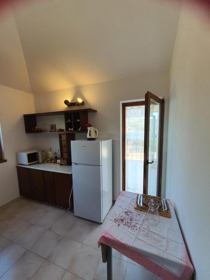 Mendula Apartment Rogač Exterior foto