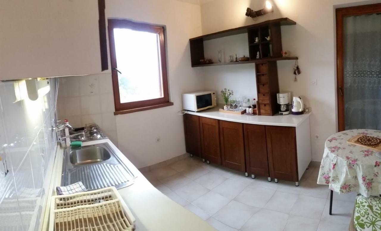 Mendula Apartment Rogač Exterior foto